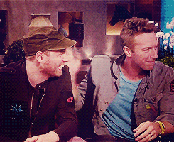 tumblr_mgkh2kIKbH1rzm4exo2_250-1.gif