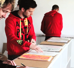 tumblr_mhnrm1blQZ1robim3o2_250.gif