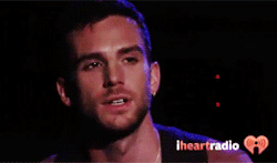 tumblr_mjgta65NkC1qbpx97o4_250.gif