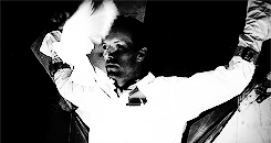 tumblr_n3o3h7fuEz1rtwmxqo2_250.gif