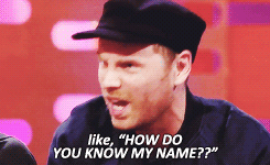 tumblr_n6frphExJ81r549mqo3_r1_250.gif