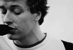 tumblr_n7rhohEPRN1r7gsb5o1_250.gif