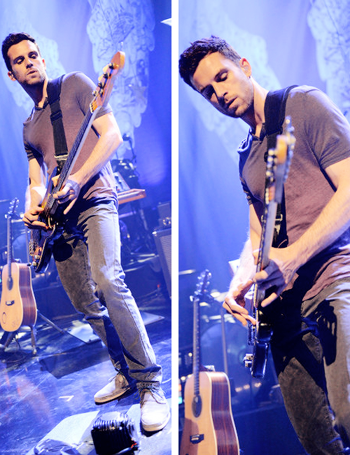 tumblr_n9p6a5uiV91s44t00o1_500.png
