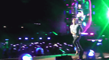 tumblr_o8xjccQvQa1uhyuajo5_500.gif