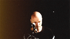 tumblr_oaojjs8UP51r6jh0ao2_250.gif