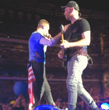 tumblr_objr7302IG1uhyuajo1_400.gif
