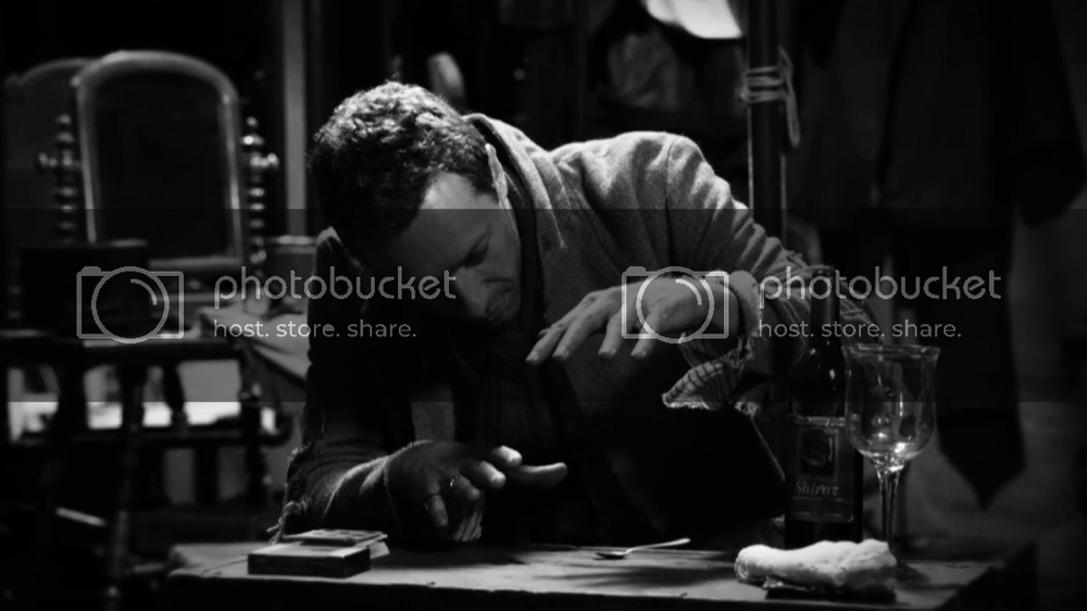 vlcsnap-2014-04-07-18h28m52s124_zpsf92ea51f.png