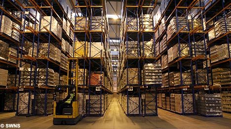 warehouse1SWNS_468x262.jpg