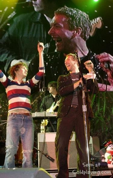 08th December 2002: KROQ Almost Acoustic Xmas